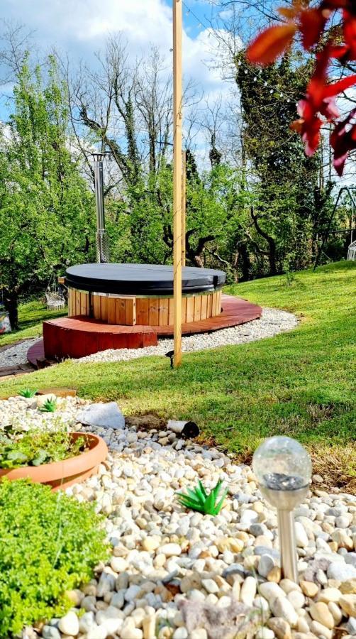 Kuca Za Odmor Malia Sa Spa Hot Tub Jacuzzijem - Nice And Cozy - Free Tickets To All City Attractions Ðurđevac Exteriör bild